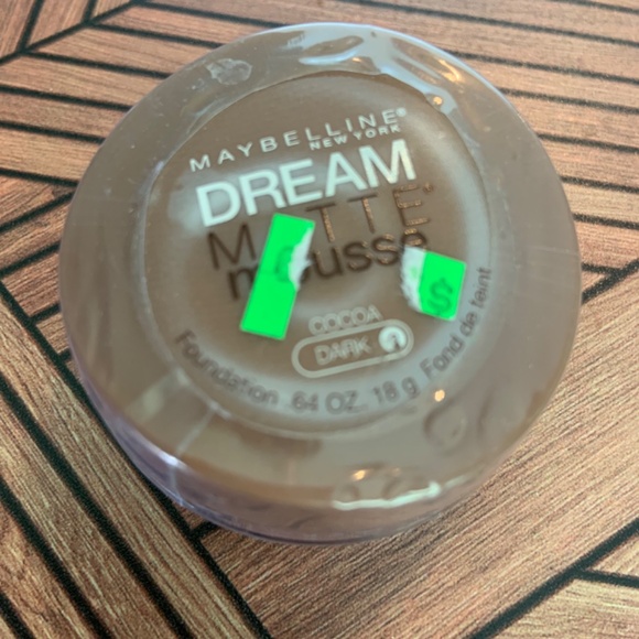 Maybelline Dream Matte Mouse Bundle - Picture 5 of 6